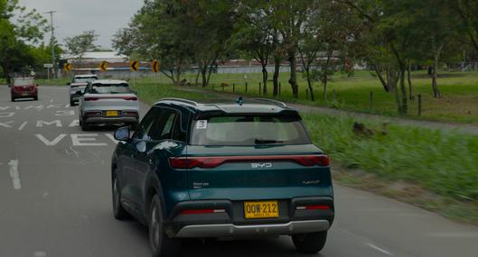 Bogotá-Pereira sin parar a tanquear: probamos la BYD YUAN UP DM-i híbrida enchufable