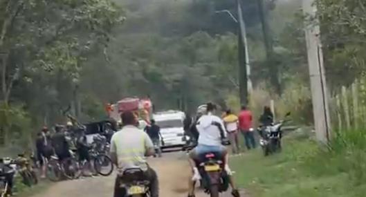 Ataque con explosivos en Cali deja tres policías heridos: detonación se escuchó en varios barrios