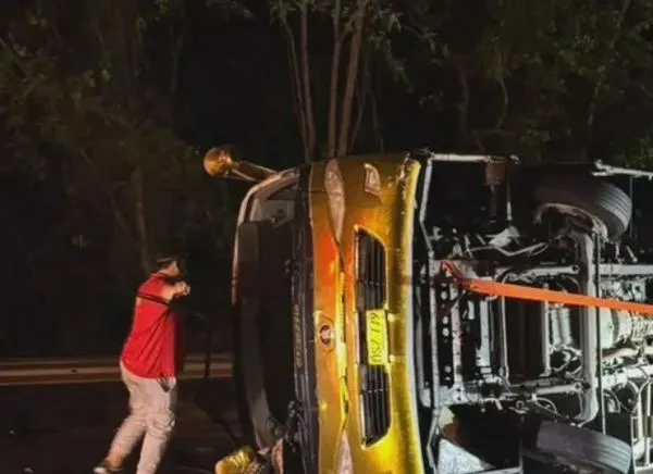 Agrupación de reconocido cantante sufrió fuerte accidente