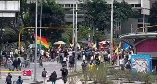 Plantón en el Museo Nacional: manifestantes regresaron a la Séptima este domingo