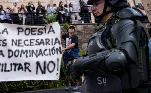Personalidades del arte y la cultura en Colombia rechazan decisión del Gobierno de retirar obras del Museo Nacional