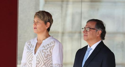 ¿Verónica Alcócer mintió en RCN? Versión no cuadra sobre cómo y cuándo se separó de Petro