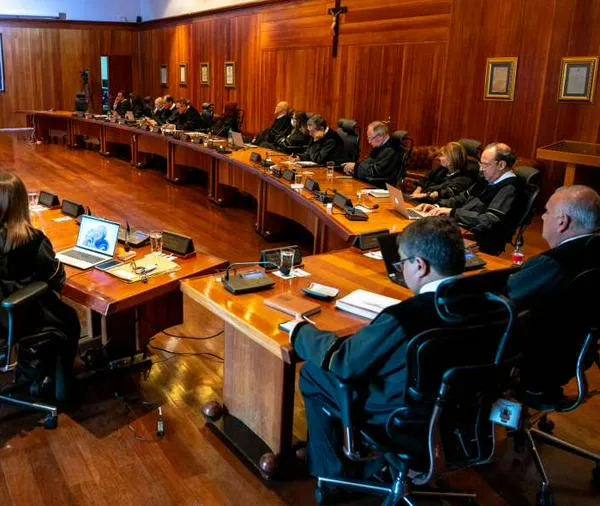 Corte Suprema ordenó reintegrar a abogada embarazada despedida del Consejo de Estado