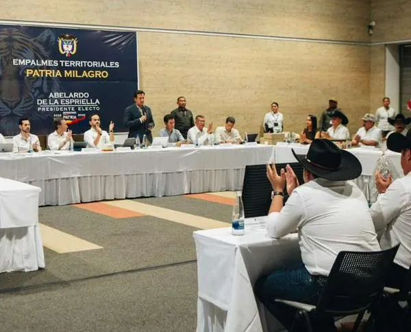 Abelardo de la Espriella visitará batallón en Arauca, ¿por qué?