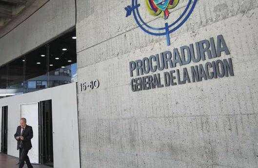 Procuraduría abre investigación disciplinaria contra exdirectivos de Aerocivil por presuntas irregularidades en contrato de sistema de comunicación en aeropuertos