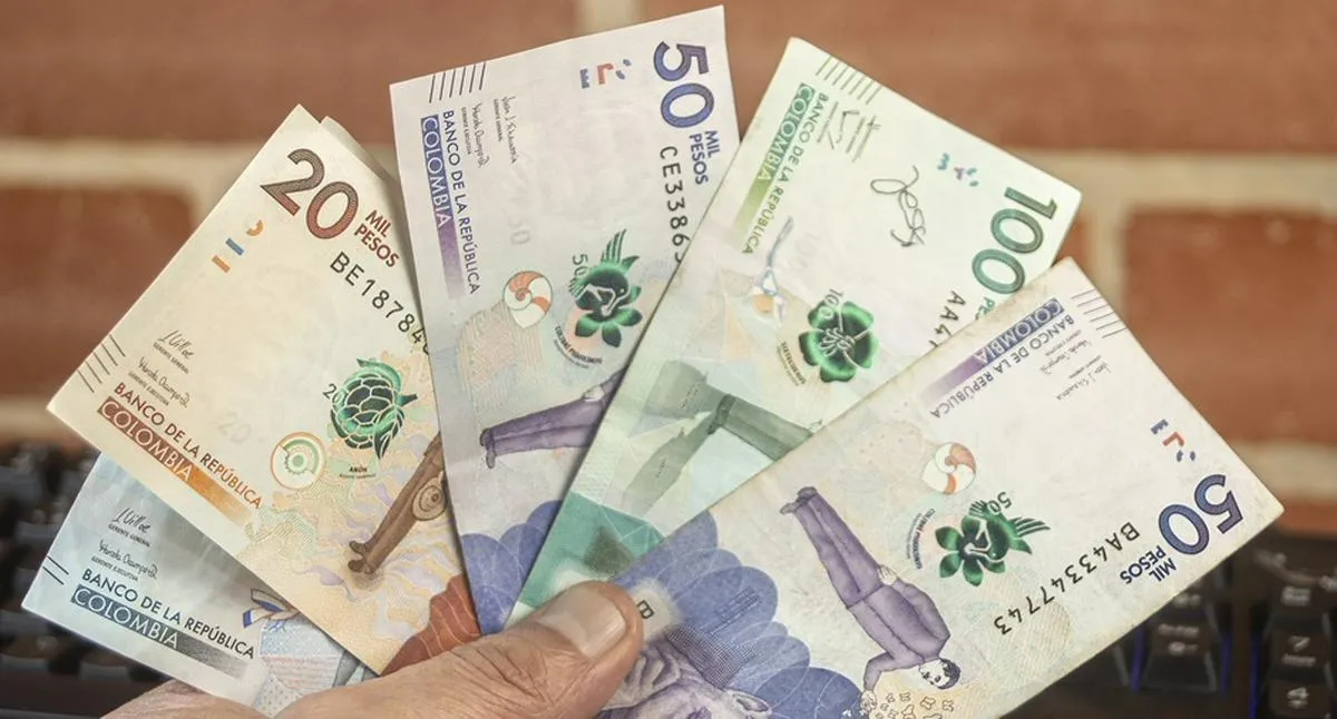 Filtran cifra del salario mínimo que pedirán centrales obreras para 2027