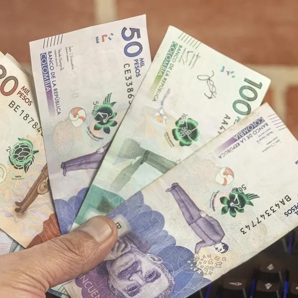 Filtran cifra del salario mínimo que pedirán centrales obreras para 2027