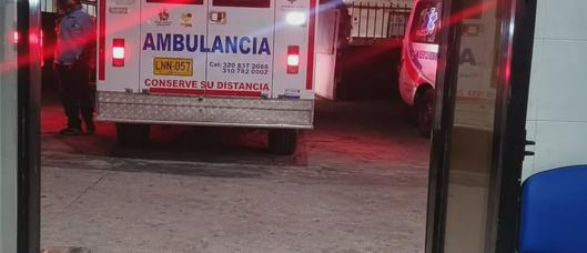 Accidente entre motocicleta y camioneta en la vía Ataco-Planadas deja dos heridos y activa alerta médica en Tolima