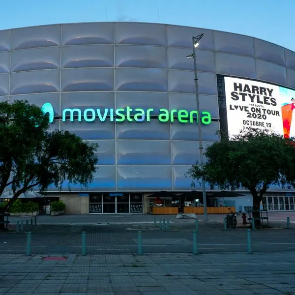 ¿Tigo va a poner su nombre en el Movistar Arena? Presidente del operador habló