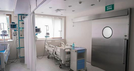 Mujer intentó ayudar a una vecina en Bogotá, pero terminó apuñalada y permanece en estado crítico