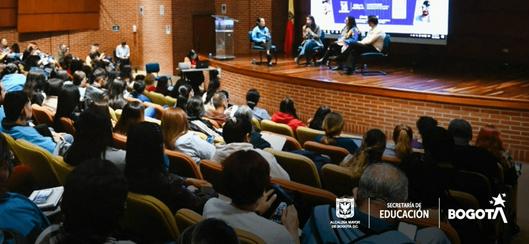 Bogotá implementa nuevas reglas para uso de pantallas en colegios y refuerza acciones de salud visual en la educación