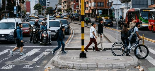 Pico y placa en Bogotá hoy: placas autorizadas, horarios y cómo acceder al Pico y Placa Solidario este 20 de octubre de 2026