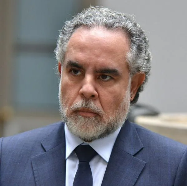 Procuraduría apunta Armando Benedetti y Angie Rodríguez por Pacto de Valledupar