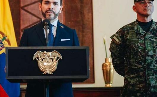 Inpec traslada a 91 reclusos por orden del presidente Abelardo de la Espriella para reforzar seguridad en cárceles de Colombia