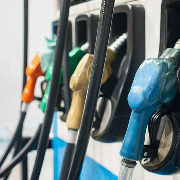Golpe al bolsillo de los conductores en Colombia: gas vehicular se dispara