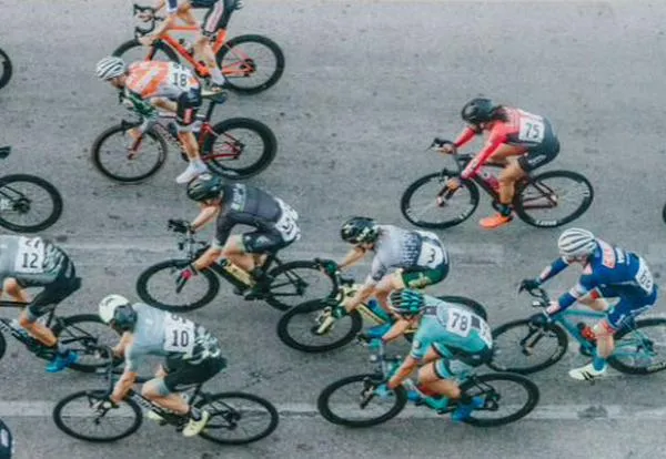 Video | Así se vivió el Clásico RCN en su quinta etapa y llegada a Cali; hay un firme líder