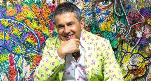 Bogotá condecorará a artista que transforma objetos cotidianos en obras de arte