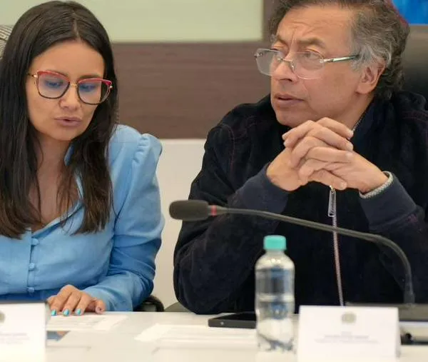 Defensa de Petro denuncia a Angie Rodríguez por señalamientos del caso “Pacto de Valledupar”