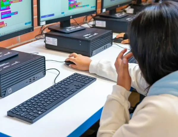 Alimentación y tecnología: Bogotá se mueve con sus obras y avanza con una educación que transforma vidas 