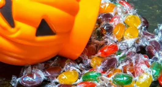 ¿Dónde conseguir dulces baratos para Halloween? Ofrecen descuentos de hasta 30 % en bolsas gigantes