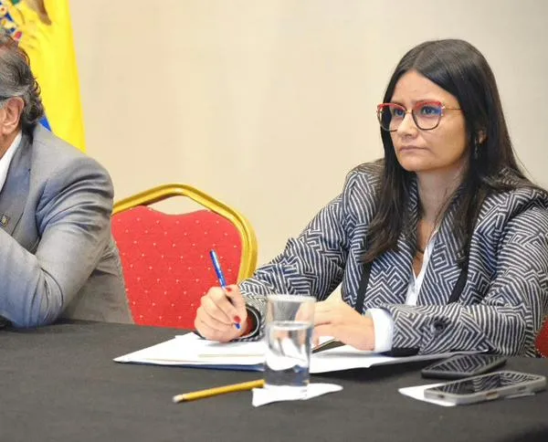 Estas son las tres denuncias de Petro contra Angie Rodríguez y Salvatore Mancuso