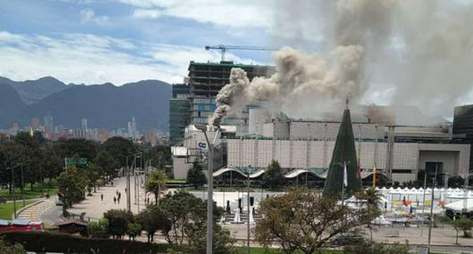 Alerta por incendio en centro comercial Gran Estación de Bogotá: video expuso el difícil momento