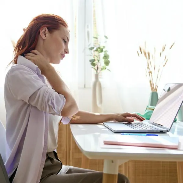 Mejores soportes para computador: 3 opciones en Amazon para mejorar la postura