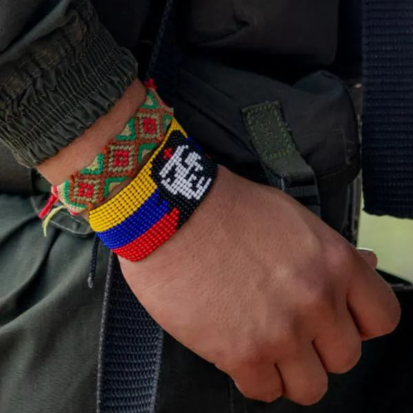 Disidente Farc que negoció paz total de Petro, extraditado por De la Espriella