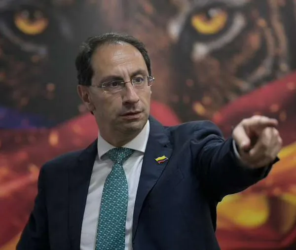 "Queremos impulsar el desarrollo de Colombia": Restrepo en recorrido de Misión Crecer