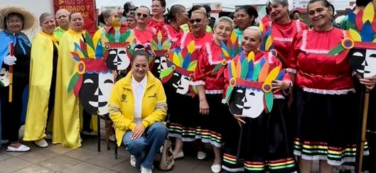 La estrategia ‘Bogotá, mi Ciudad, mi Casa’ lleva servicios públicos y atención estatal a los habitantes de Usme con la feria SuperCADE Móvil
