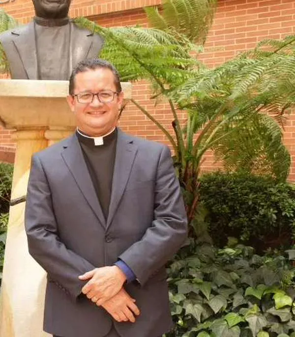 El padre Harold Castilla, rector de la Uniminuto, es elegido como nuevo presidente de ASCUN