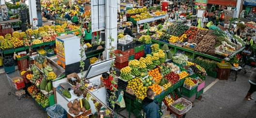 Plazas de mercado de Bogotá: espacios que preservan oficios y saberes tradicionales como patrimonio vivo