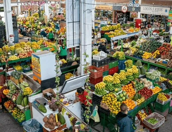 Bogotá apuesta por plazas de mercado vivas con cultura y emprendimiento 