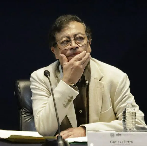 EE. UU. alista nuevas sanciones contra más allegados de Gustavo Petro