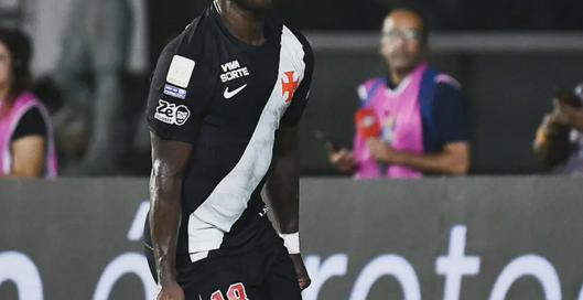 Vasco da Gama remonta ante Corinthians con doblete de Marino Hinestroza en la jornada 32 del Brasileirao