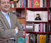 Santiago Espinosa: “Quise hacer un libro de las gratitudes”