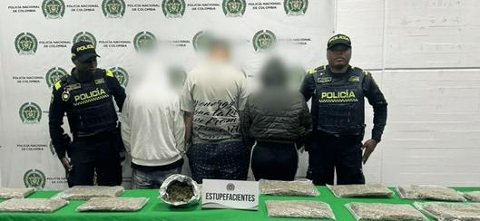 Policía de Bogotá captura a tres personas en Ciudad Bolívar tras operativo donde incautan 6 kilos de marihuana