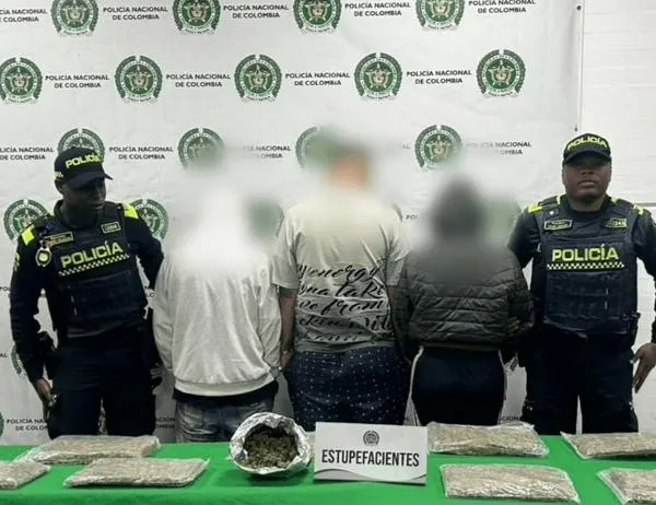 Voces de auxilio permitieron capturar a tres personas con 6 kilos de marihuana en Ciudad Bolívar 