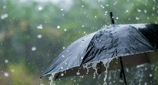 Alerta en el Caribe: fuertes lluvias inundan ciudades y ponen a Santa Marta en rojo