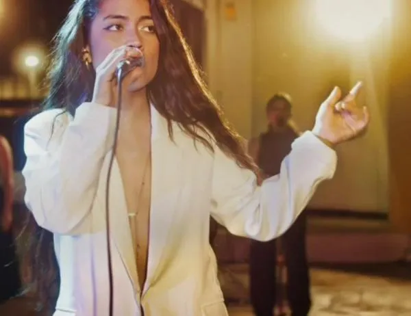 Disfruta el 10 de noviembre de 2026 de un concierto performático de Aura Martínez en San Cristóbal en Bogotá 