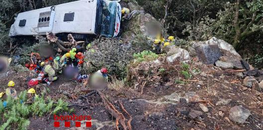 Accidente de autobús en Fogars de Monclús: más de 80 heridos tras caída por un terraplén cerca de Barcelona