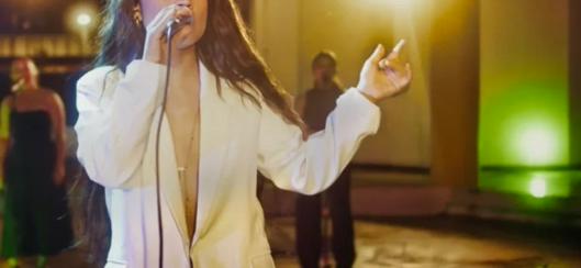 Idartes invita al concierto ‘Soberana’ de Aura Martínez en San Cristóbal: música y reflexión sobre la feminidad