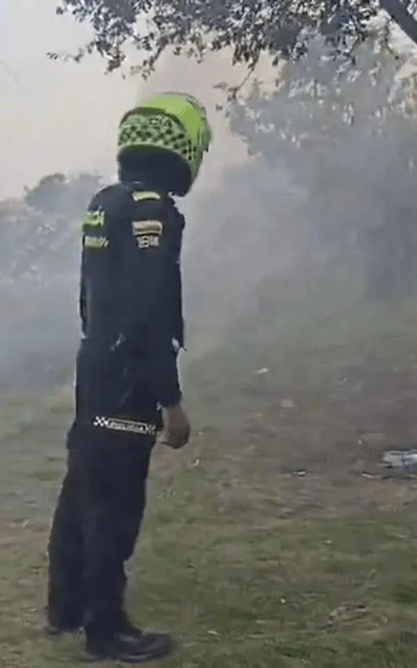 Bomberos controlan incendio forestal en localidad Rafael Uribe