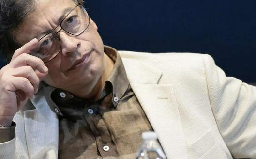 Fiscalía y Corte Suprema investigan denuncias de contratos y presuntos favores sexuales ligados a Gustavo Petro