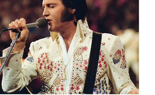 Propietarios de derechos de Elvis Presley demandan a Anthropic por uso no autorizado de más de 200 canciones en IA