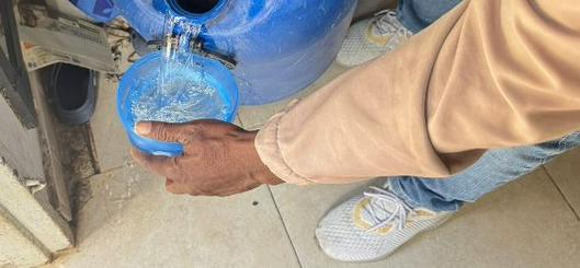 Familias de Los Chorros en Cali completan dos años sin acceso regular a agua potable por fallas en el suministro