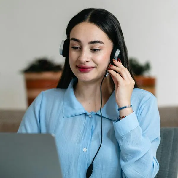 Audífonos con micrófono y cancelación de ruido para trabajar: comprar en Amazon