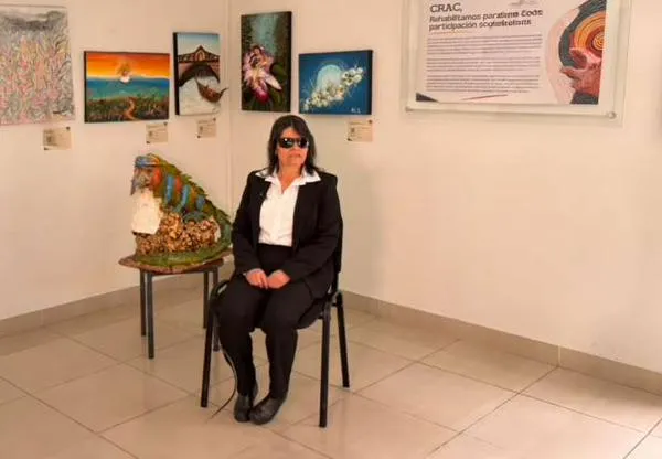Personas con discapacidad visual exponen 64 obras en la Casa del Quindío con apoyo del CRAC