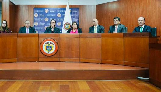 Implementación de la reforma pensional en Colombia enfrenta solicitudes de prórroga por parte del Gobierno y Colpensiones