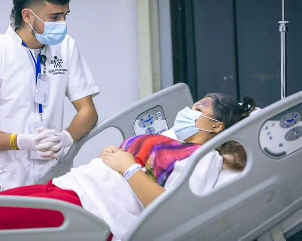 ¿Es médico o profesional en enfermería? El SENA abrió 120 vacantes para trabajar en España